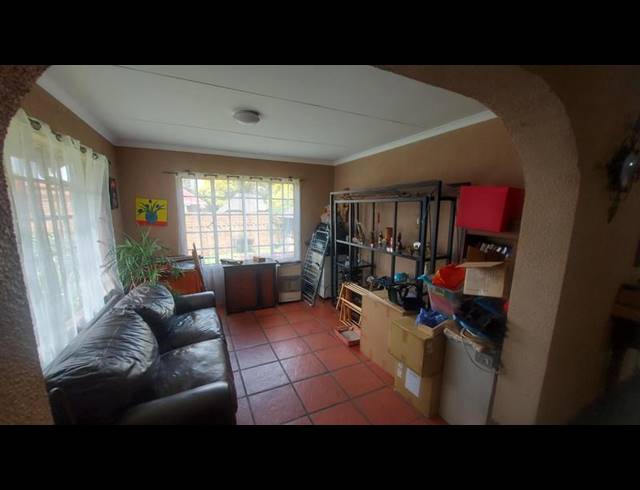 3 BEDROOM HOUSE FOR SALE IN SUNWARD PARK